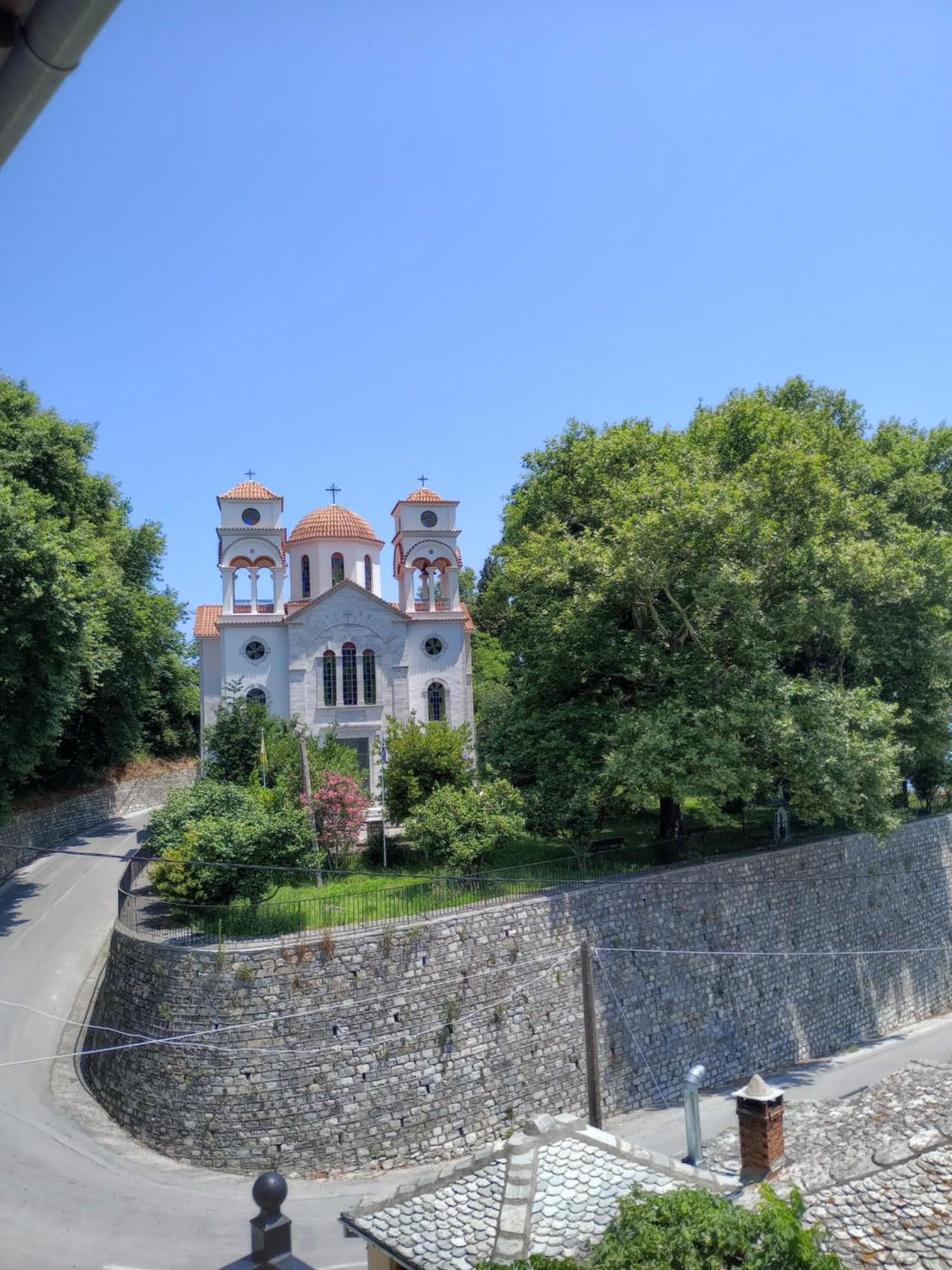 Hotel Erotas Áyios Dhimítrios Dış mekan fotoğraf