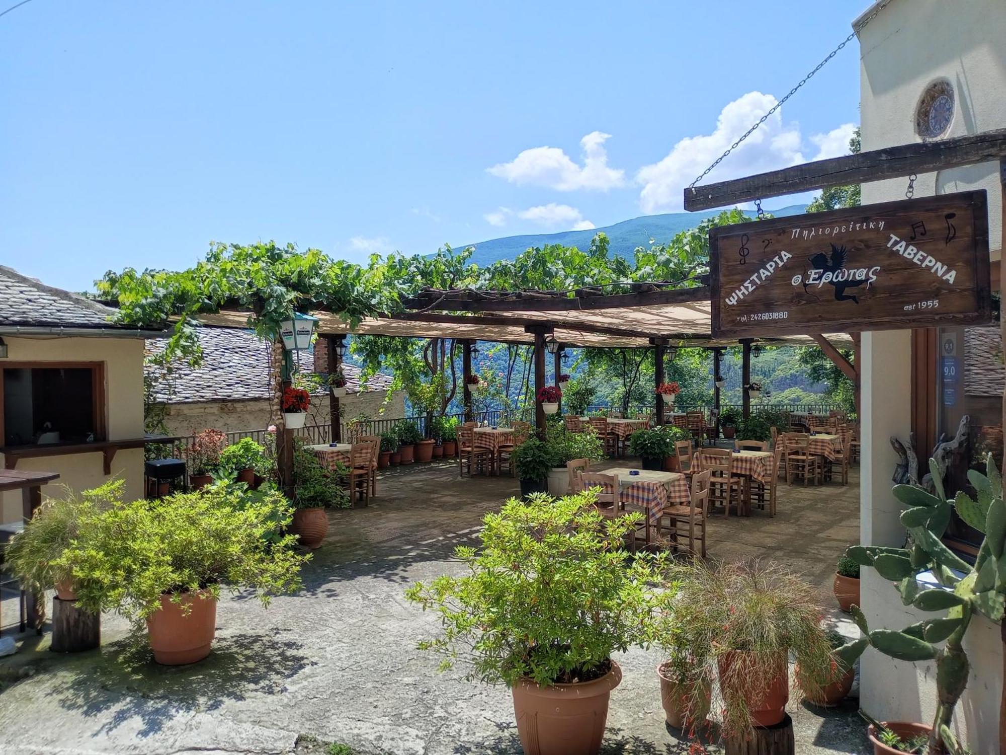 Hotel Erotas Áyios Dhimítrios Dış mekan fotoğraf