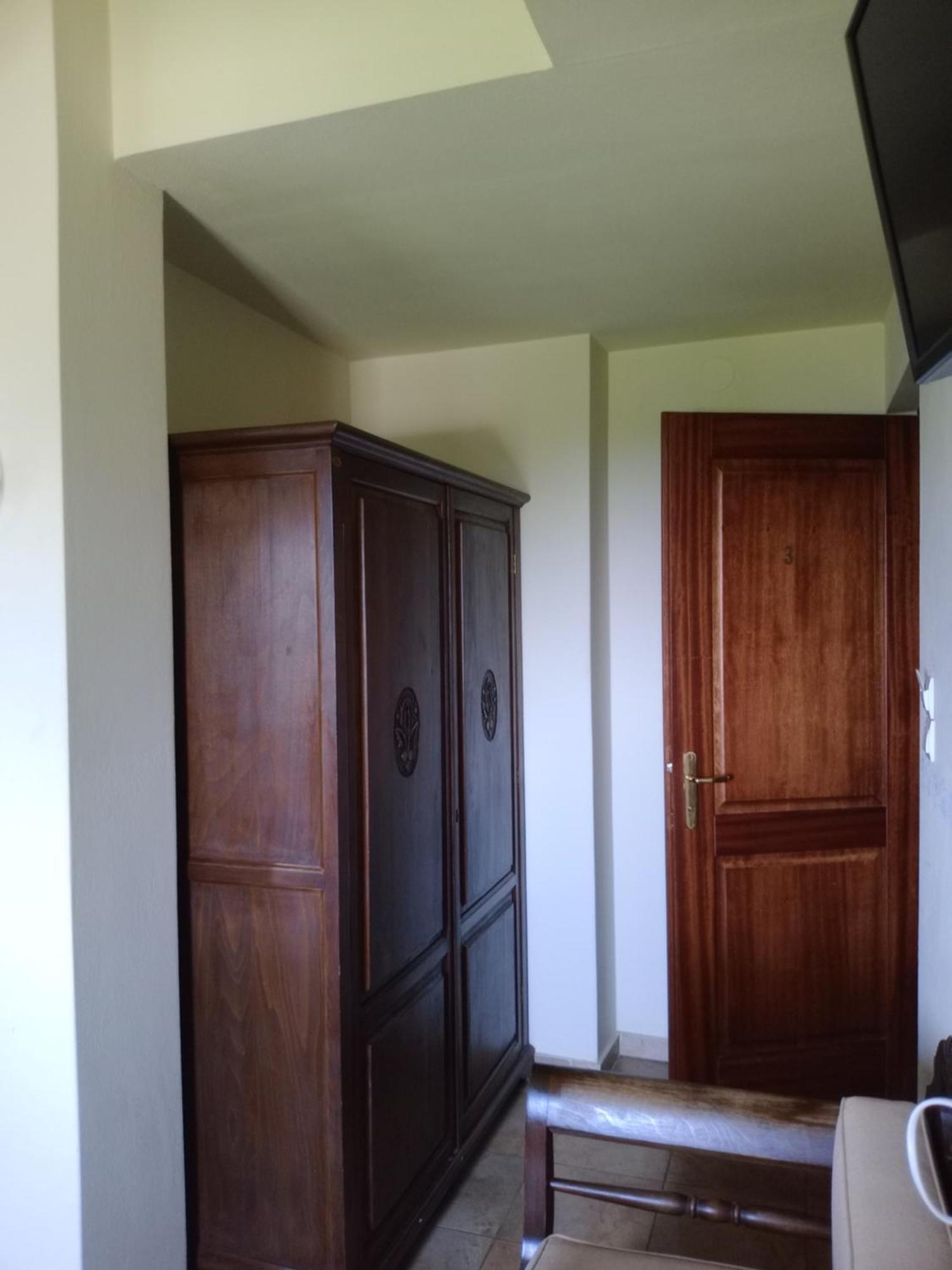 Hotel Erotas Áyios Dhimítrios Dış mekan fotoğraf