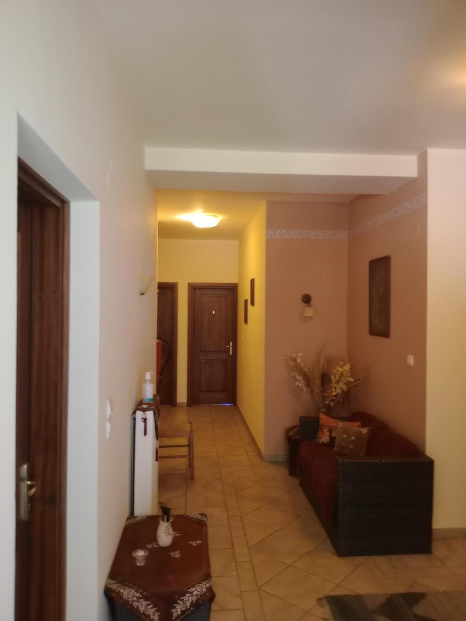 Hotel Erotas Áyios Dhimítrios Dış mekan fotoğraf